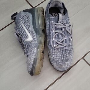 Nike Blue and White Knit Sneakers